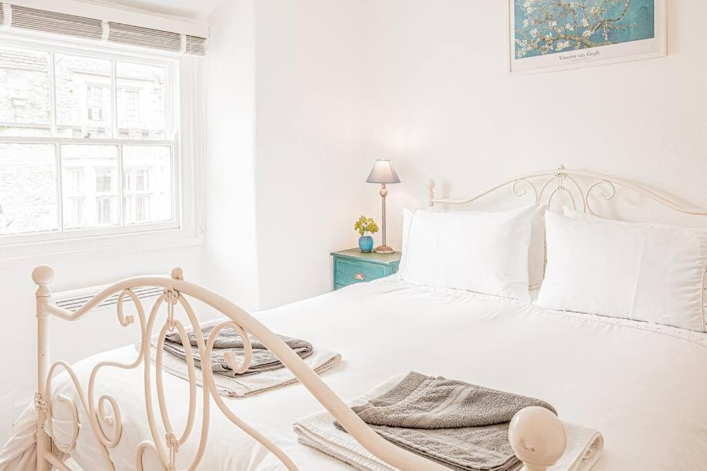 Light And Central Apartment Above Knead Bakery تيتبري المظهر الخارجي الصورة